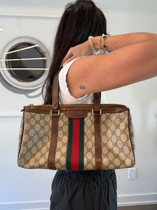 Gucci supreme Ophidia top handle speedy shoulder bag in gorgeous preloved condition fits a lot ! She’s cheap