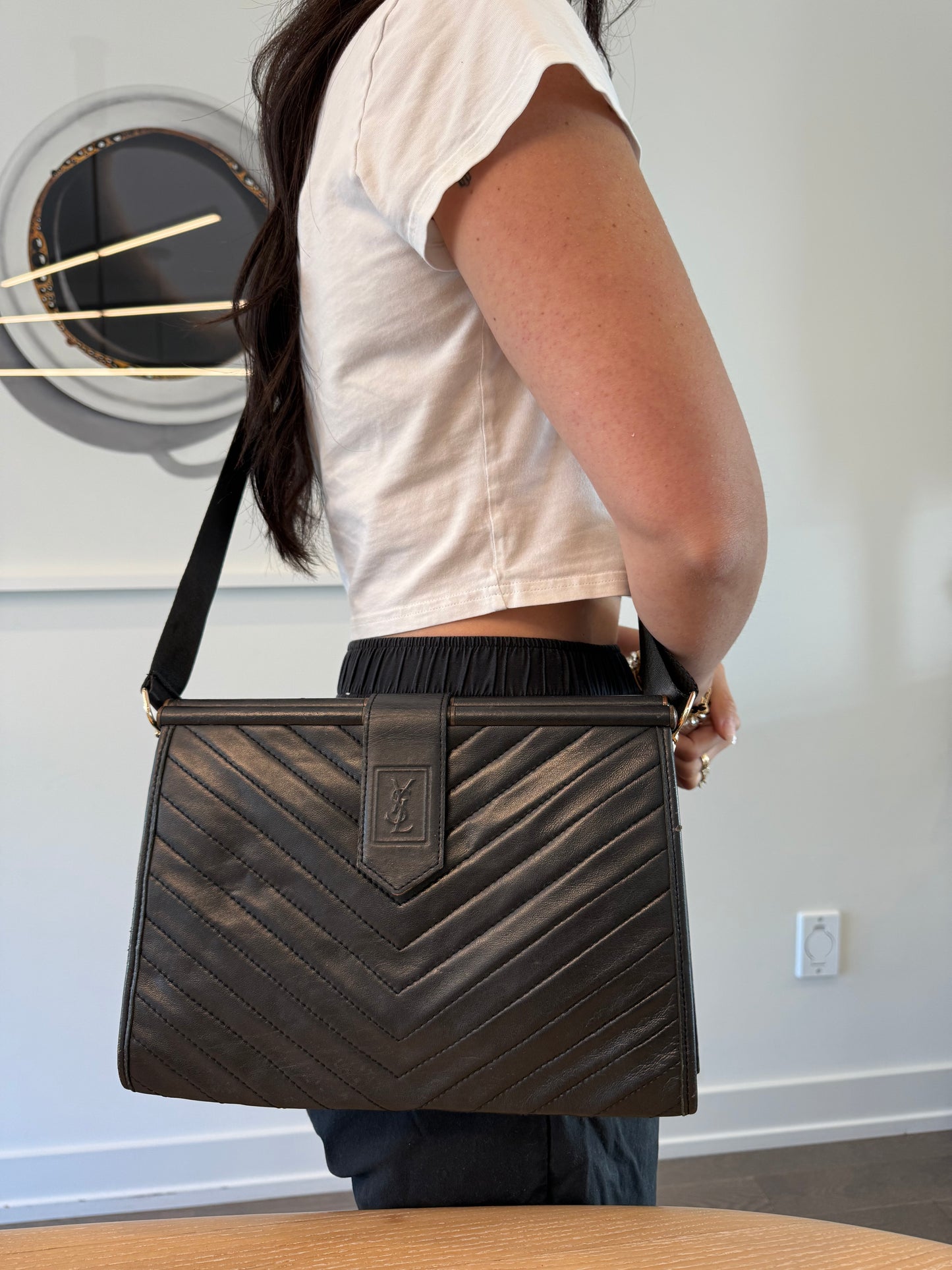 Yves Saint Laurent magnetic closure lamb skin crossbody clutch with added adjustable strap! Can be worn shoulder or crossbody or clutch!