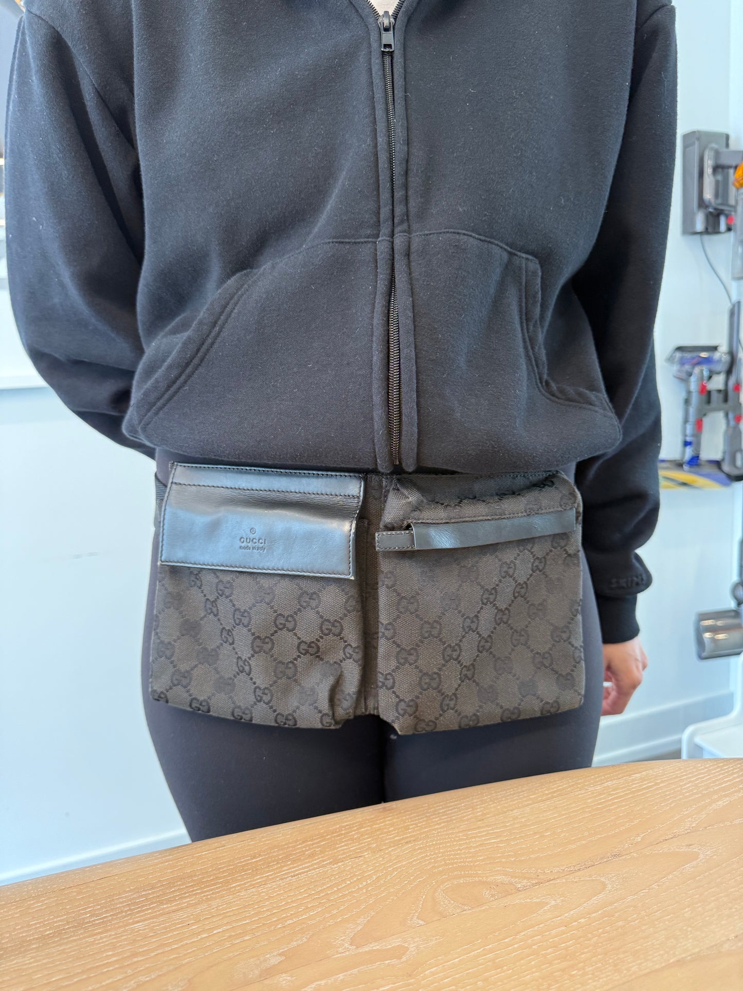 Rare Black /Black Gucci unisex pristine condition crossbody waistband with adjustable strap and original dustbag! Fits phones wallets keys makeup etc