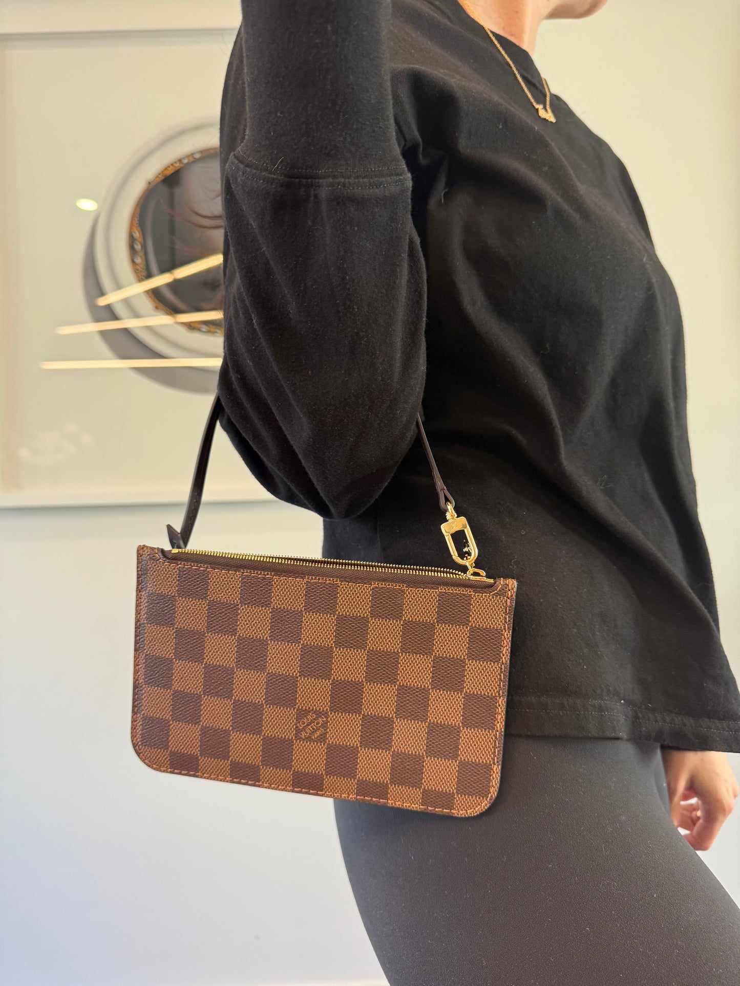 Brand new condition Louis Vuitton damier ebene pochette wristlet pm with original lv wristlet and cherry interior !