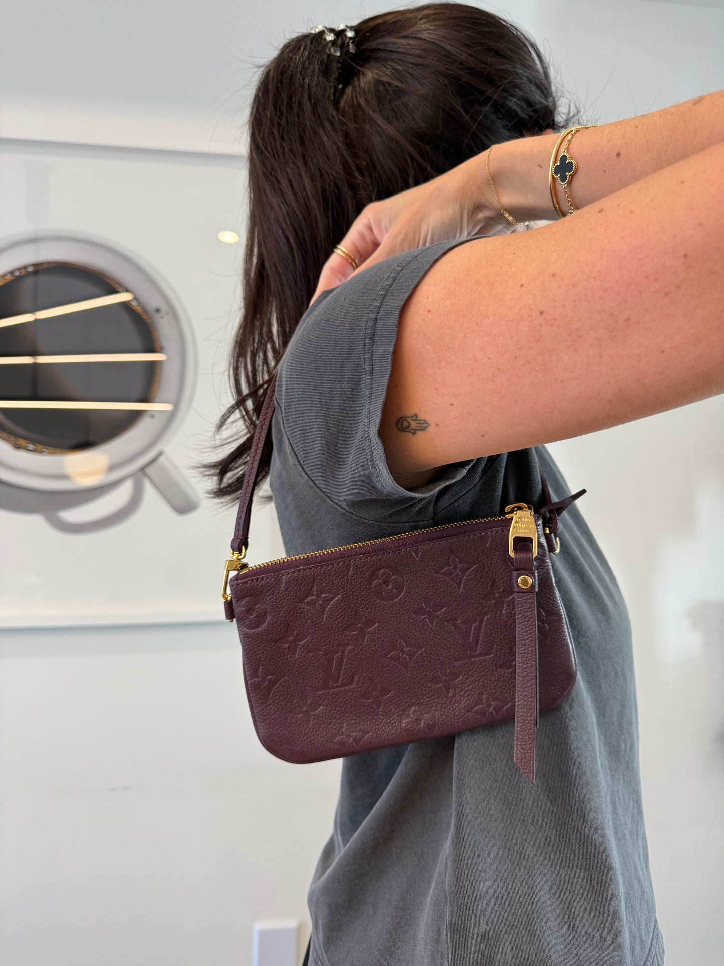 Louis Vuitton burgundy empriente pochette accessories shoulder bag fits phones keys cards makeup lipstick etc 9.5/10 condition