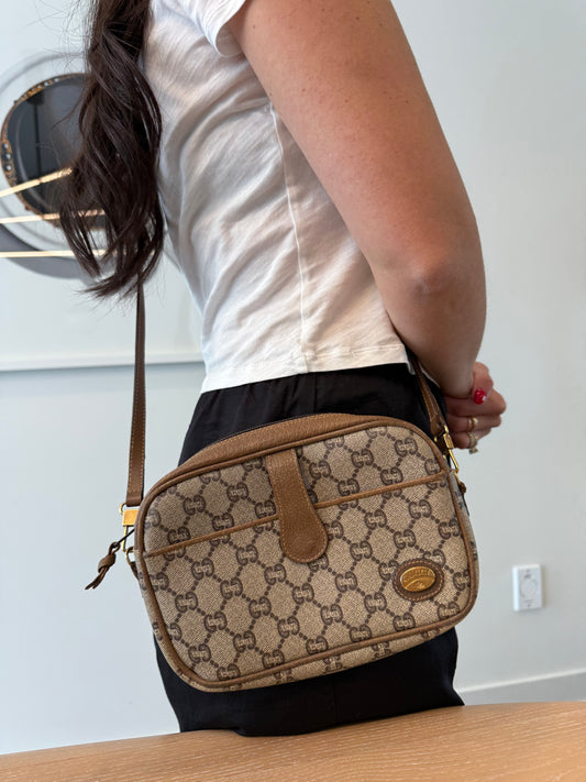 Gucci supreme plus rare crossbody in pristine condition! Fits phones keys makeup etc