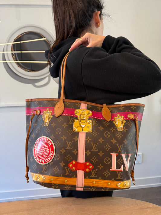 Limited edition!!!! Louis Vuitton monogram neverfull MM trunks !!! With insert ! Unbelievable condition other companies want $3500