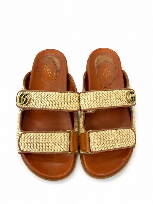 Authentic Gucci Marmont size 37 double buckle flats ! Paid $1500 worn a few time.