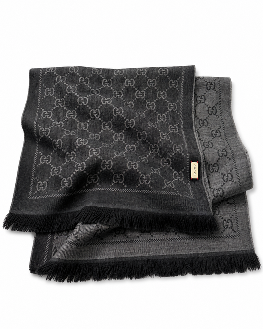 Authentic Gucci reversible double jacquard GG wool scarf $660 plus tax retail ! Worn twice