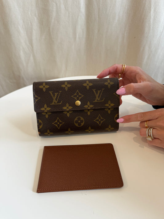 Louis Vuitton monogram tresor trifold wallet with original lv matching card holder