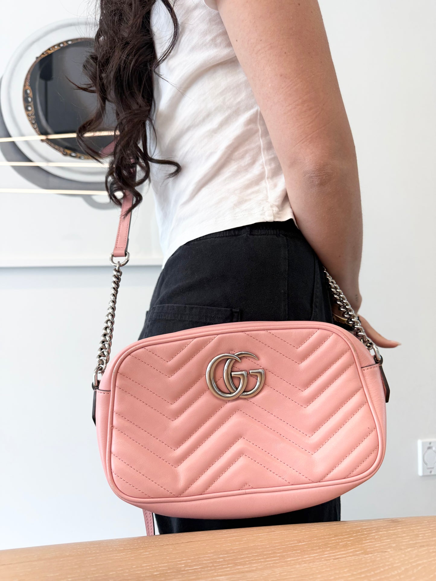 Authentic Gucci Pink/ Silver Medium adjustable strap marmont crossbody bag ! Limited edition!!