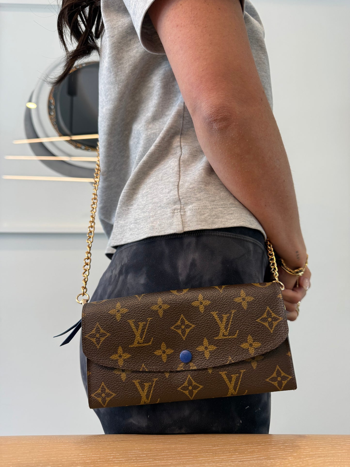 Authentic Louis Vuitton Monogram Emily Blueberry flap wallet with added removeable strap ! Pristine condition! Added removeable strap ! Phones cards cash coins etc fit