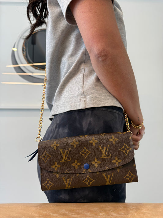Authentic Louis Vuitton Monogram Emily Blueberry flap wallet with added removeable strap ! Pristine condition! Added removeable strap ! Phones cards cash coins etc fit
