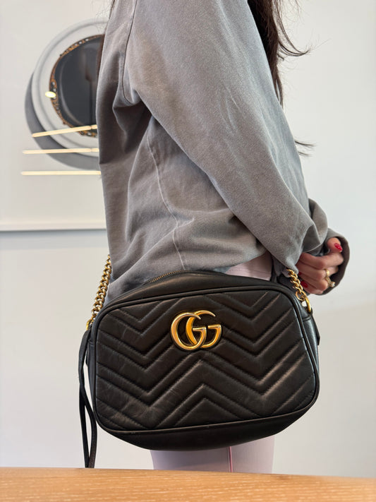 Authentic Gucci Marmont Camera quilted medium adjustable strap crossbody ! Retail is over $3000 with tax
