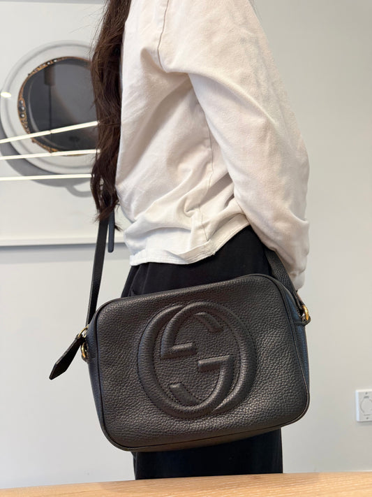 Authentic Gucci disco with adjustable strap in unbelievable preloved condition retail $2500