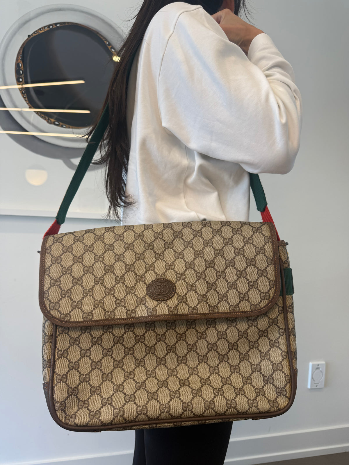 Authentic Gucci Supreme Heavy duty crossbody Ophidia strap with removable supreme clutch ! Retail $3000