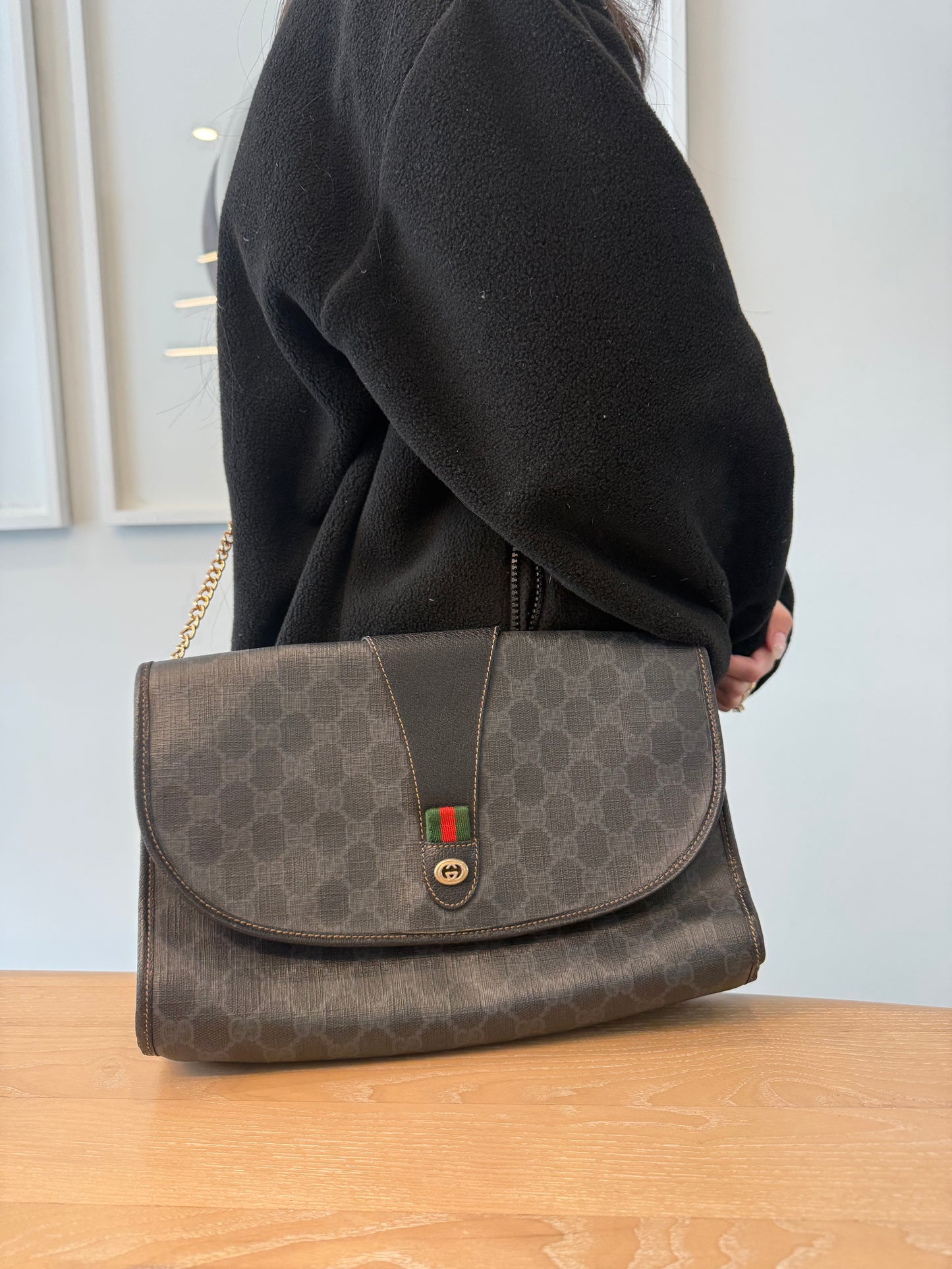 Rare Gucci supreme graphite Ophidia magnetic closure crossbody clutch with fabric interior ! Fits phones wallets keys makeup etc