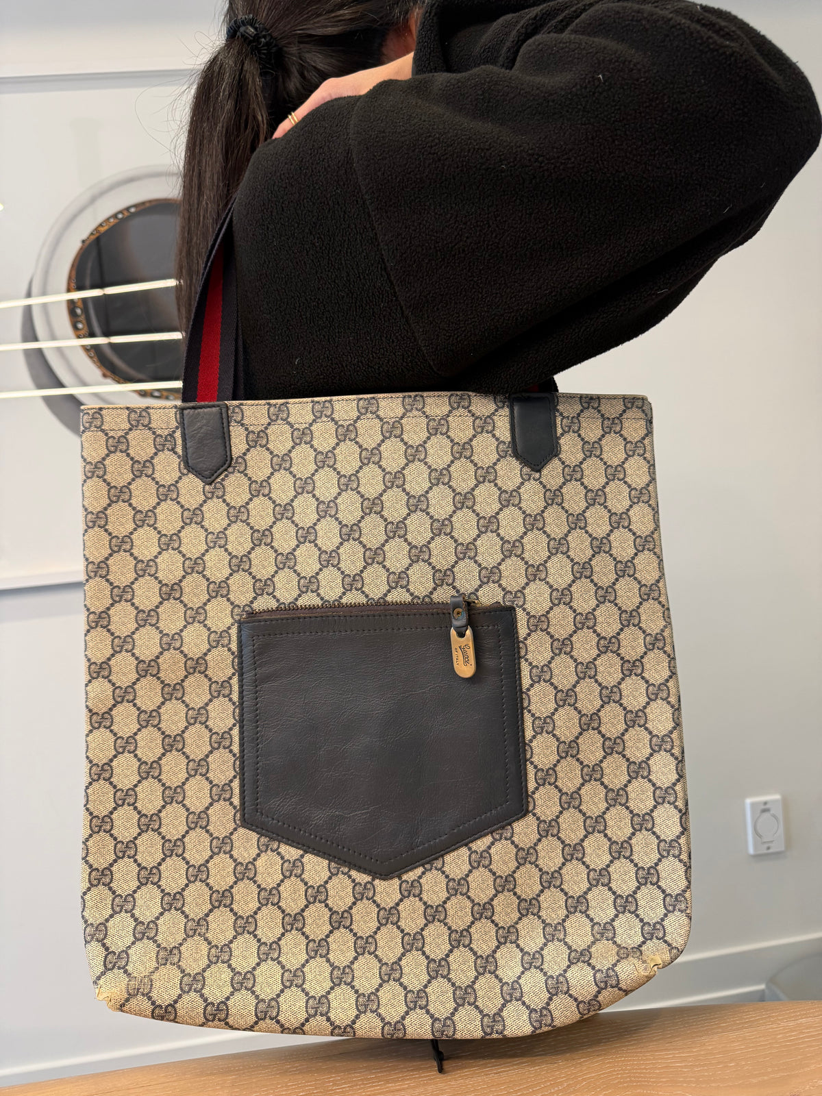 Authentic Gucci supreme blue web tote in gorgeous preloved condition