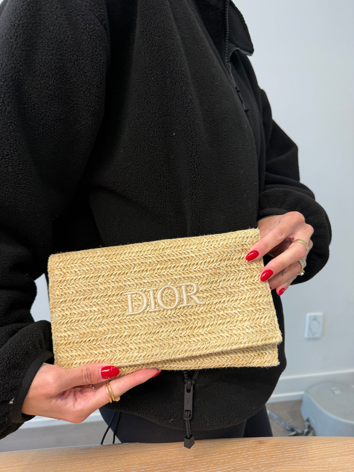 Authentic Dior beauty raffia clutch with added removeable strap ! Fits a lot