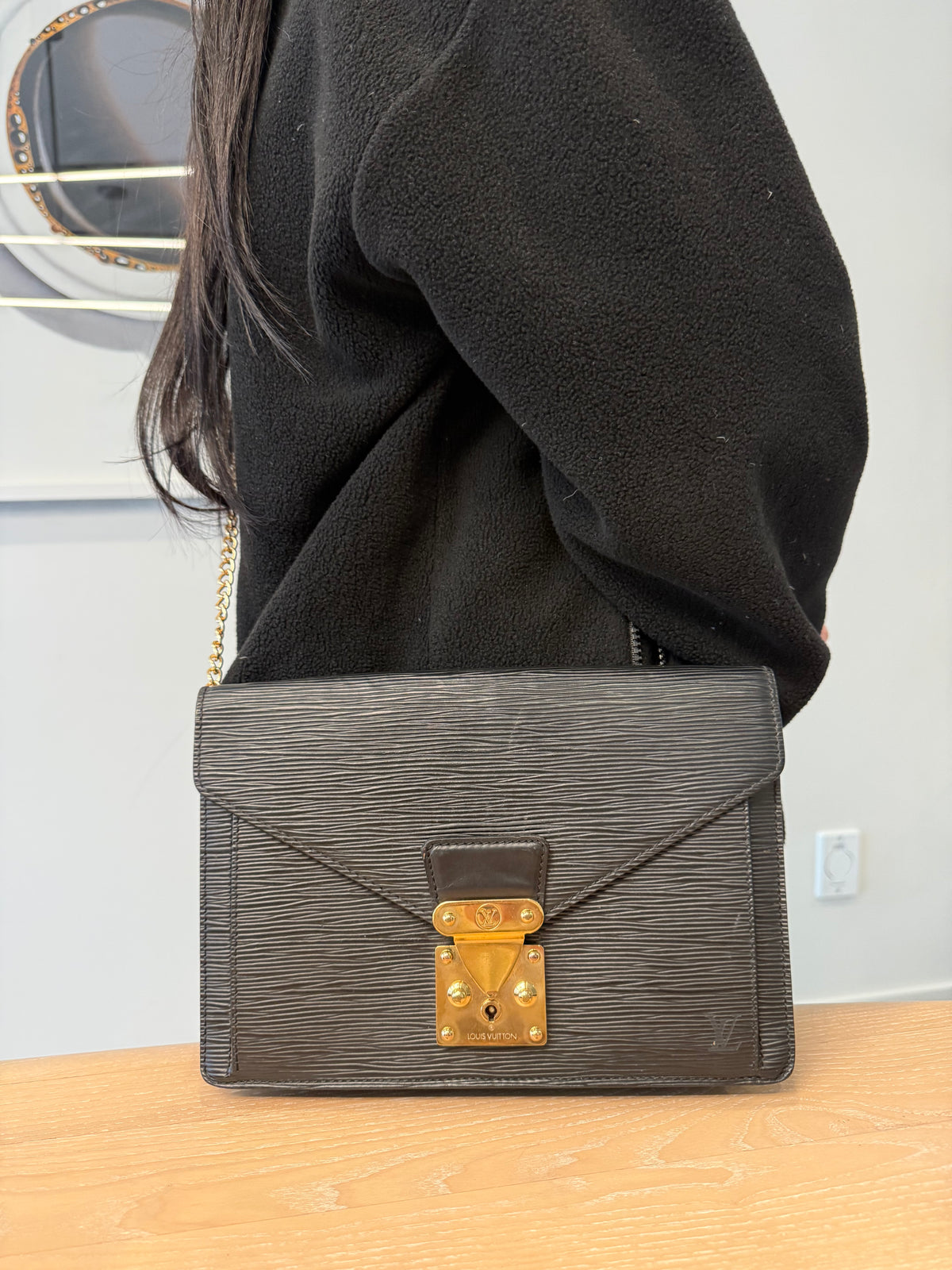 Authentic Louis Vuitton epi dragonne with added removeable strap original wristlet fits a lot