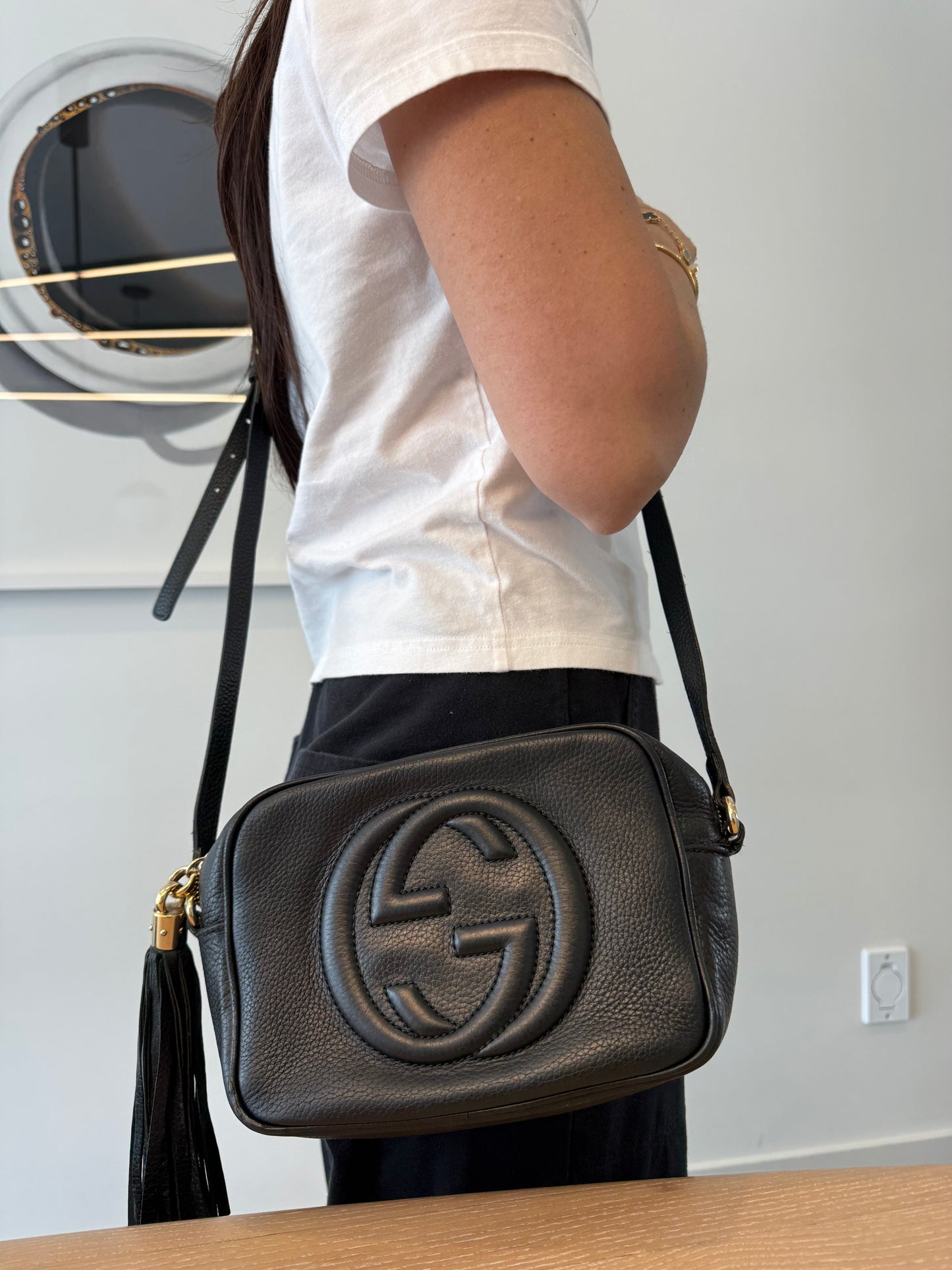 Gucci SoHo Tassle Black adjustable strap crossbody retail $2500 gorgeous condition