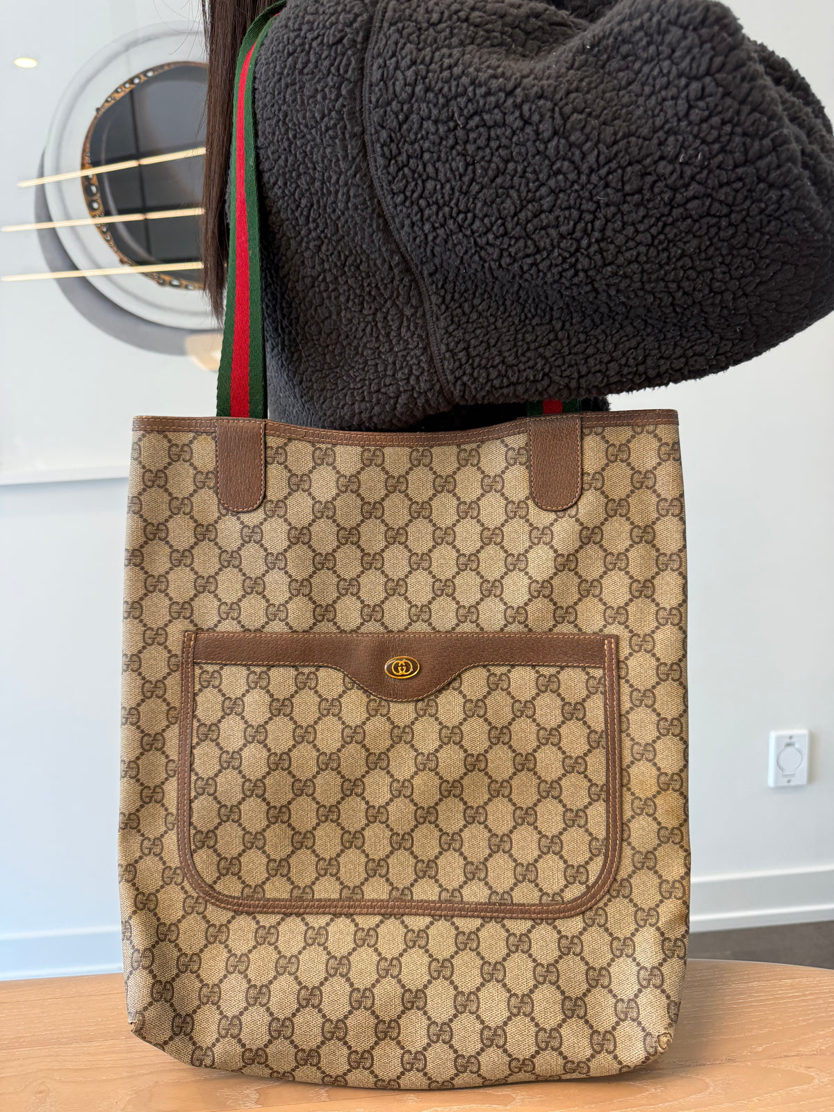Authentic Gucci supreme Ophidia tote! Heavy duty clean and cheap.  Laptops gym clothes etc