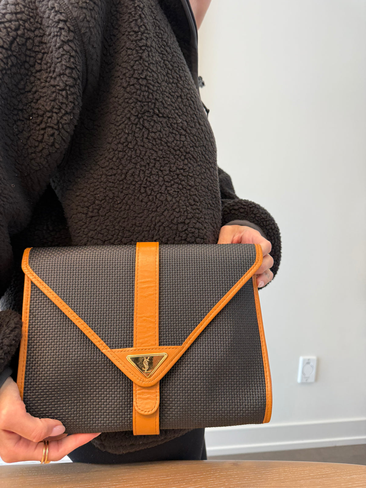 Authentic Yves Saint Laurent envelope crossbody in box gorgeous preloved condition inside and out fits phones wallets keys makeup etc