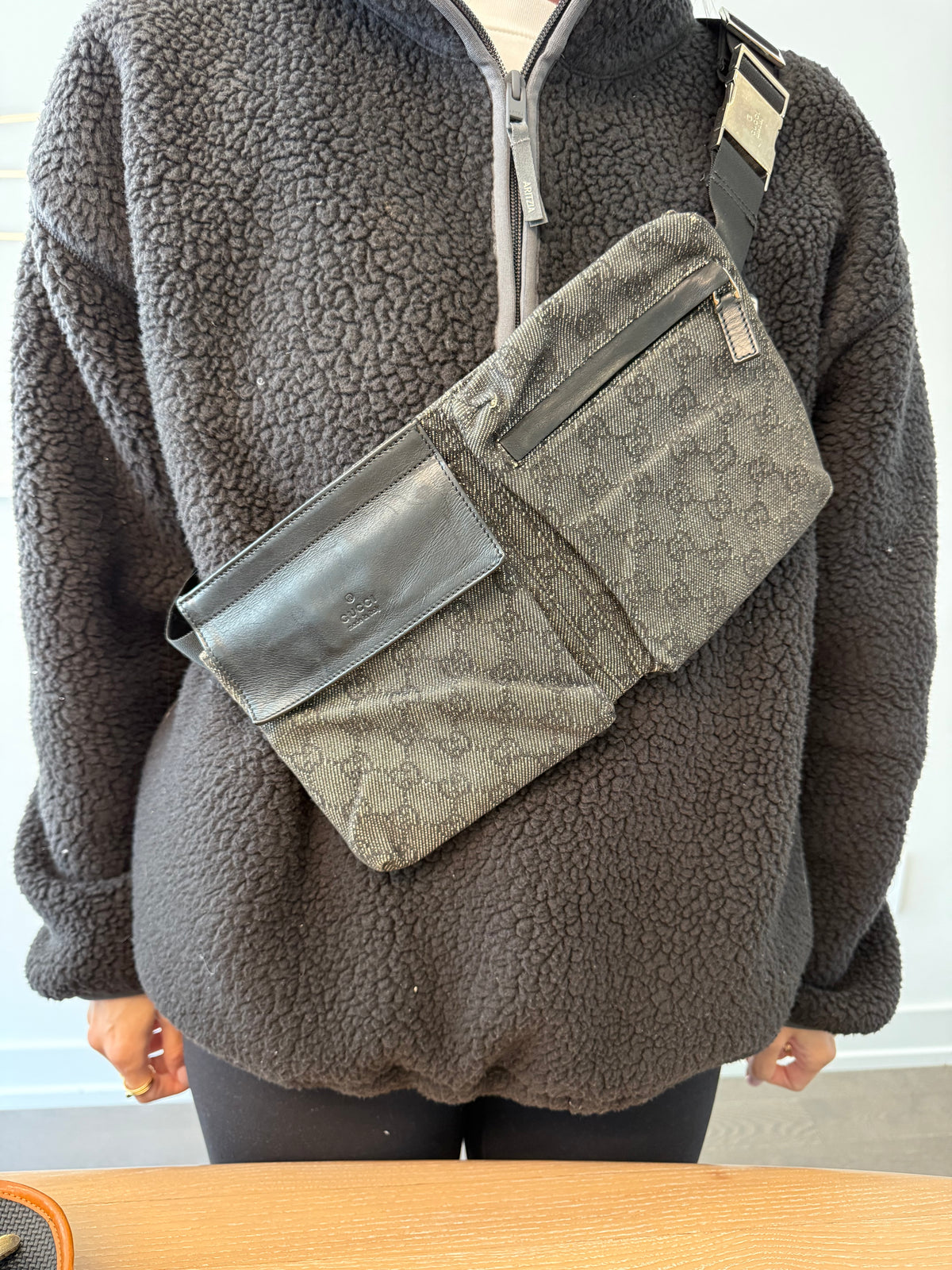 Authentic Gucci black denim rare unisex adjustable strap crossbody bag in gorgeous condition fits phones wallets keys makeup etc