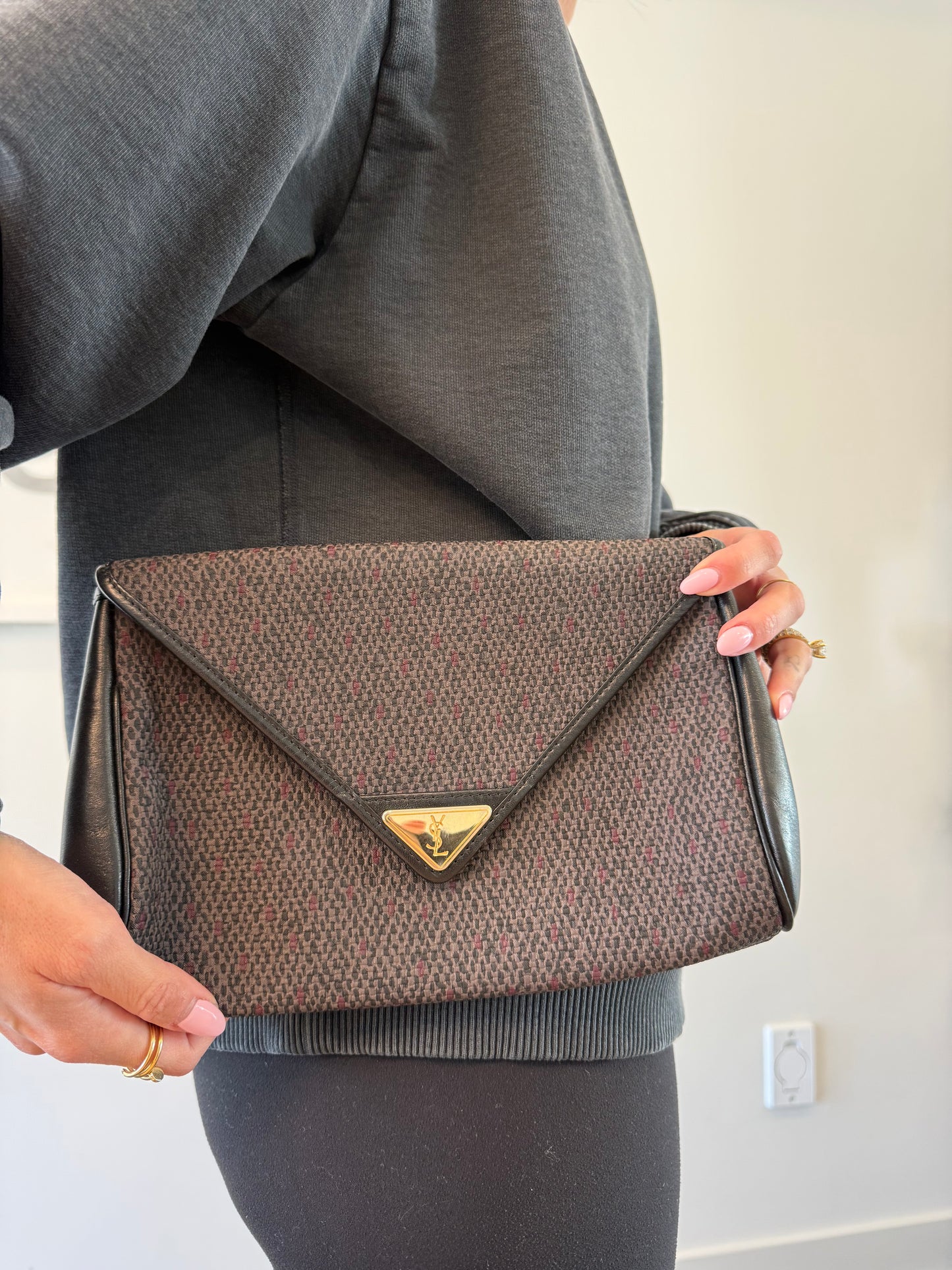 Authentic Yves Saint Laurent Magnetic Closure Zipper Top Tweed/Leather limited edition clutch fits all phones wallets keys makeup etc