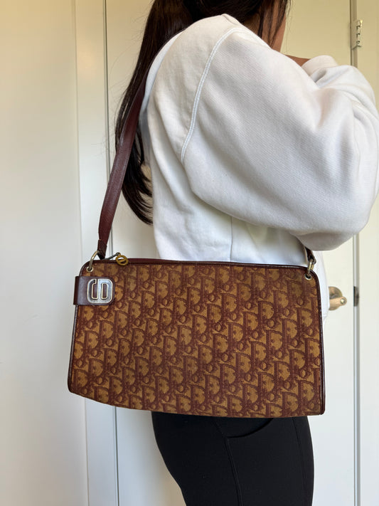 Christian Dior burgundy zipper top heavy duty 2 way shoulder bag fits phones etc