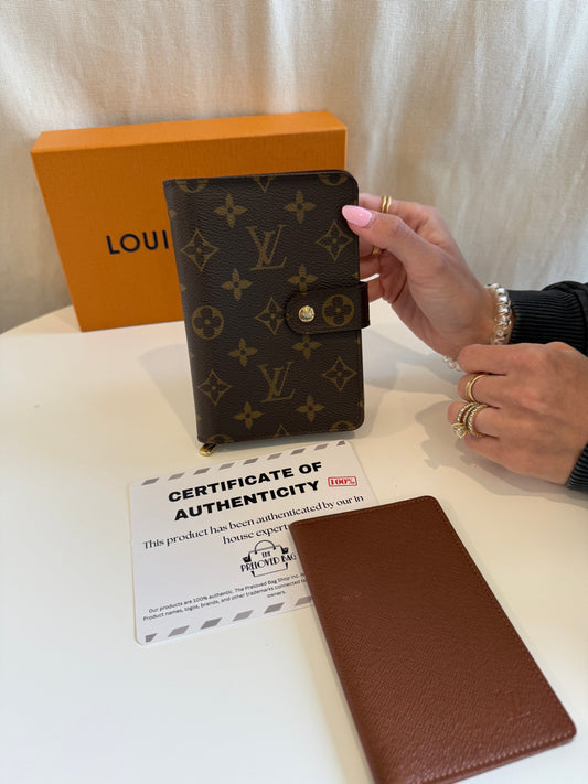 Louis Vuitton monogram snap wallet with cardholder combo in gorgeous condition with box