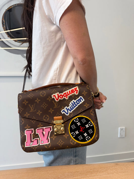 Authentic Louis Vuitton Monogram Metis Pochette Logo emblem limited edition pink interior with original heavy duty adjustable strap! Retail $4600!!! Absolutely pristine
