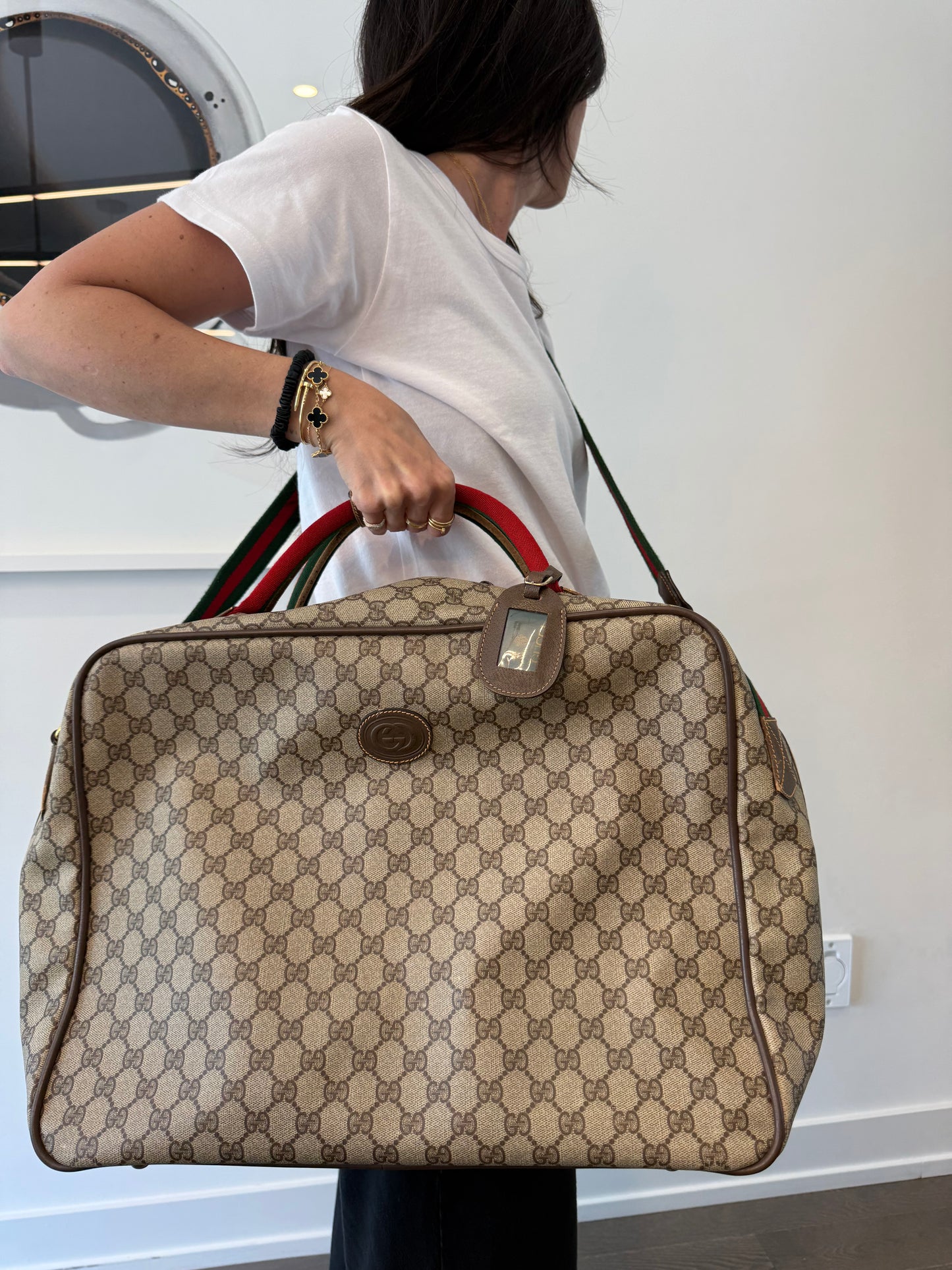 Authentic Gucci Supreme Ophidia Carryon Heavy duty luggage with original Ophidia heavy duty strap!!! Perfect for travel , weekender etc