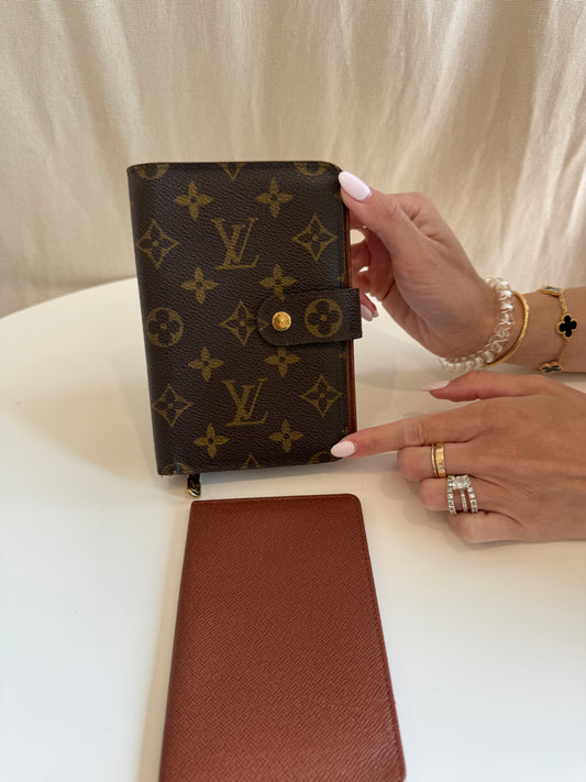 Louis Vuitton monogram wallet with original cardholder