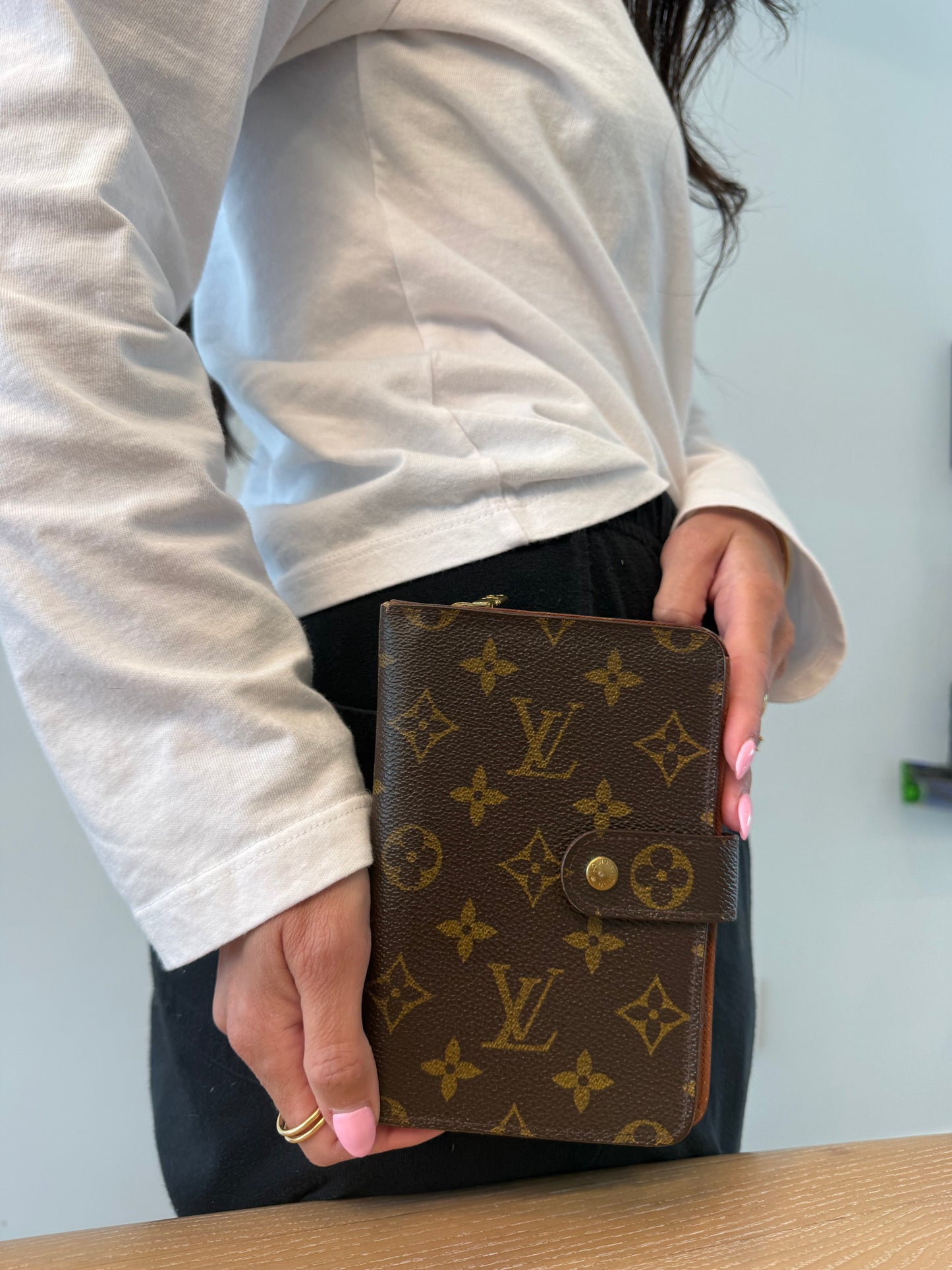 Authentic Louis Vuitton Bi Fold Snap Button Wallet fits ALOT