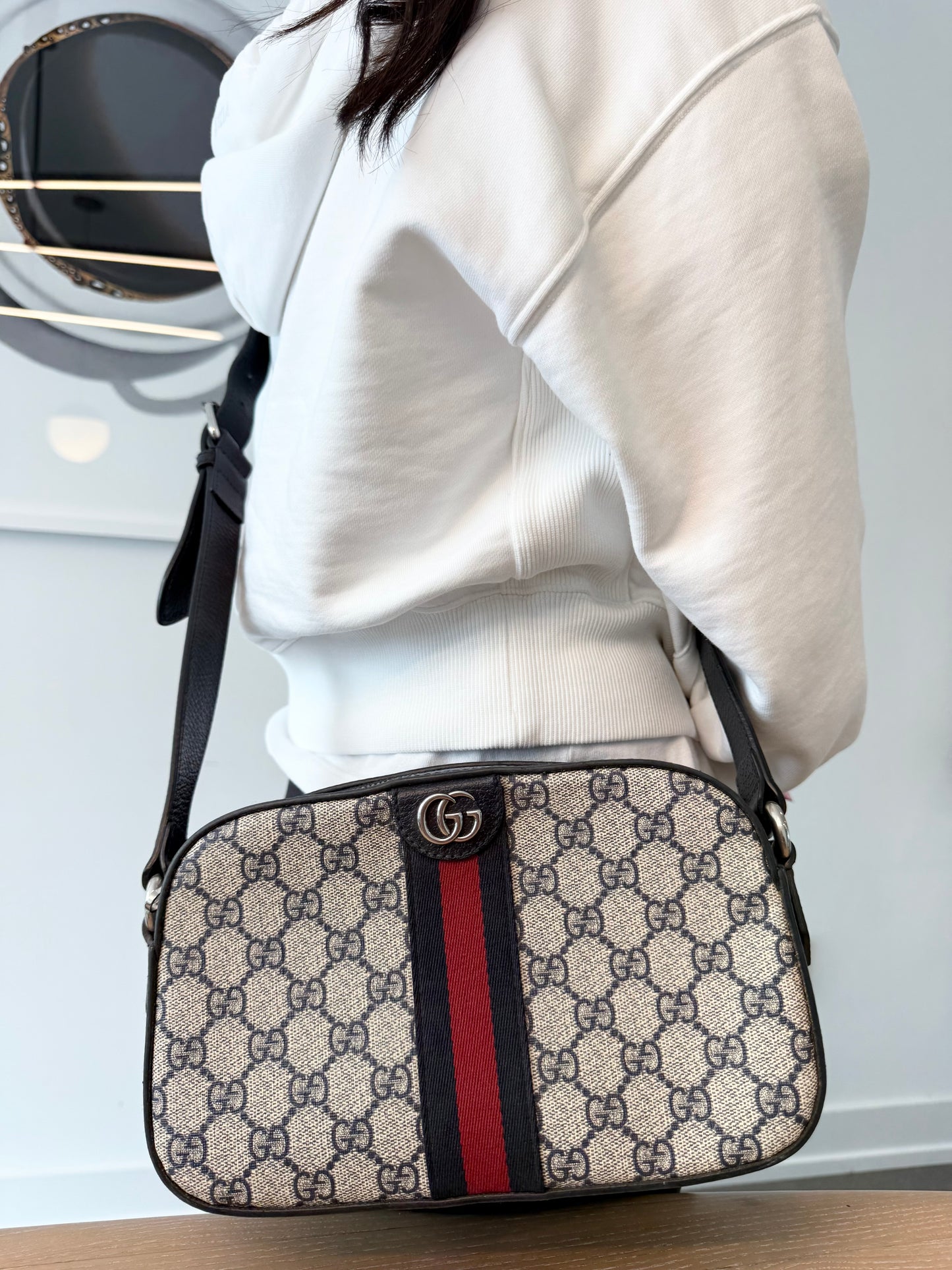 Authentic Gucci Supreme Blue Web Ophidia Like New Condition Silver marmont heavy duty adjustable Crossbody bag! Fits phones wallets keys makeup etc retail $2500