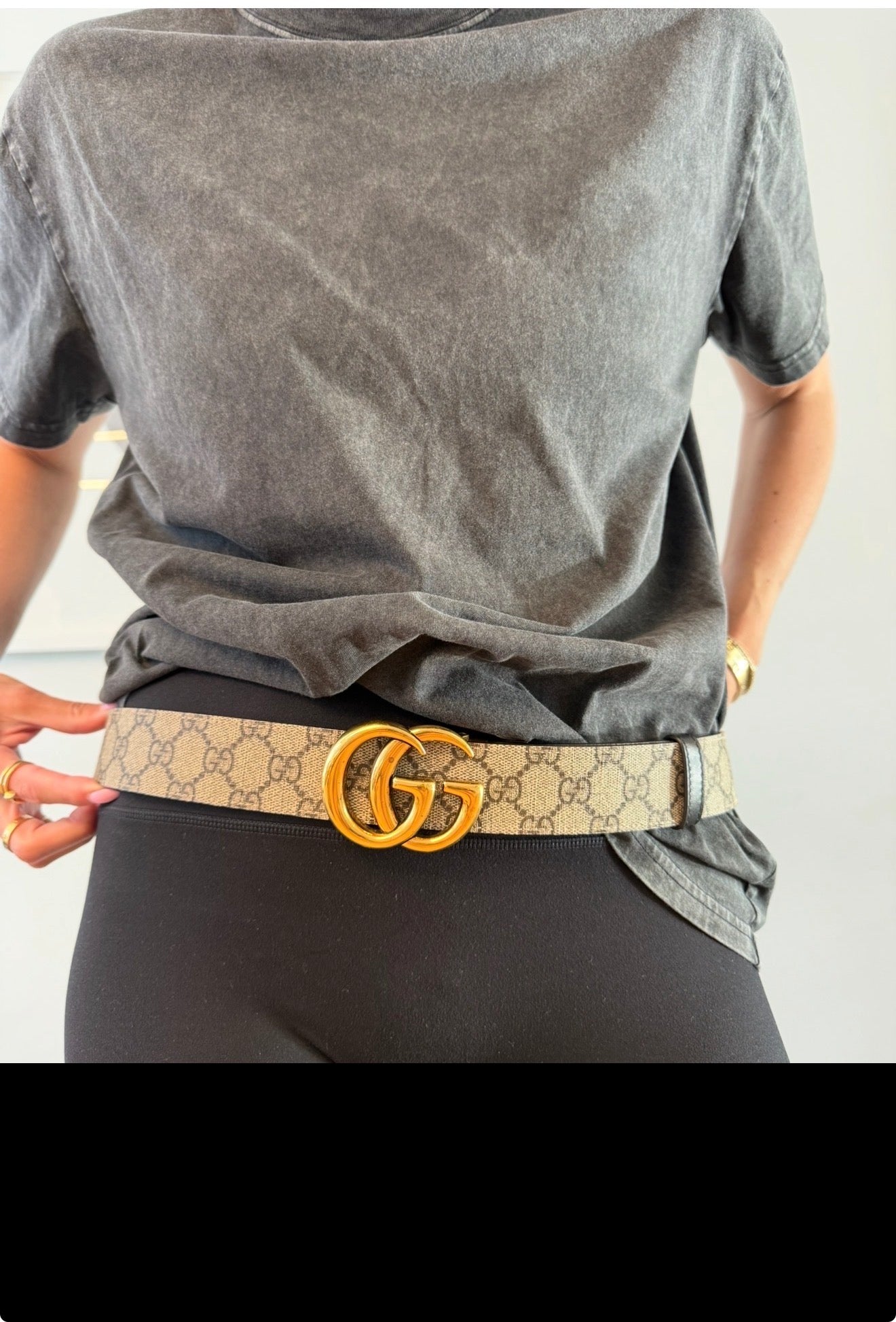 Authentic Gucci Marmont Supreme Reversible size 90 belt in like new condition retail is over $800!! Fits smal medium and large
