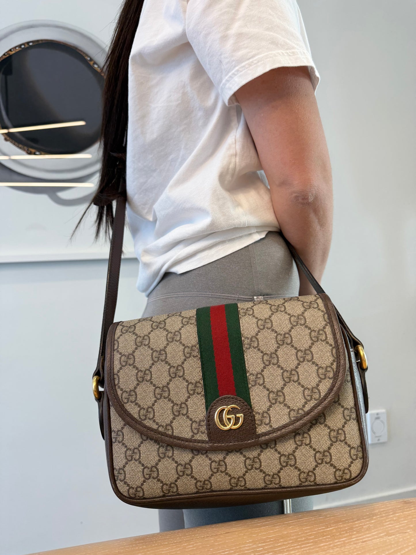 Authentic Gucci Supreme Ophidia Flap Magnetic Closure Zipper Top Brand New Condition Adjustable crossbody Strap Unisex! Retail is over $3200