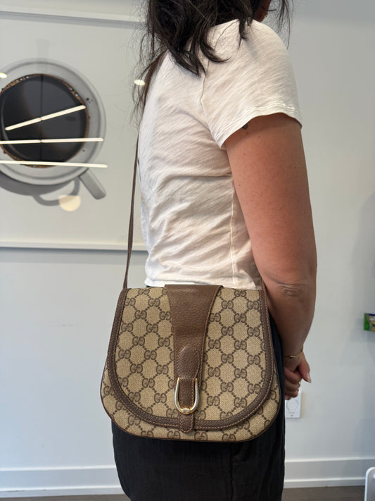 Gucci supreme horsbit triple compartment crossbody bag in gorgeous preloved condition inside and out with dustbag