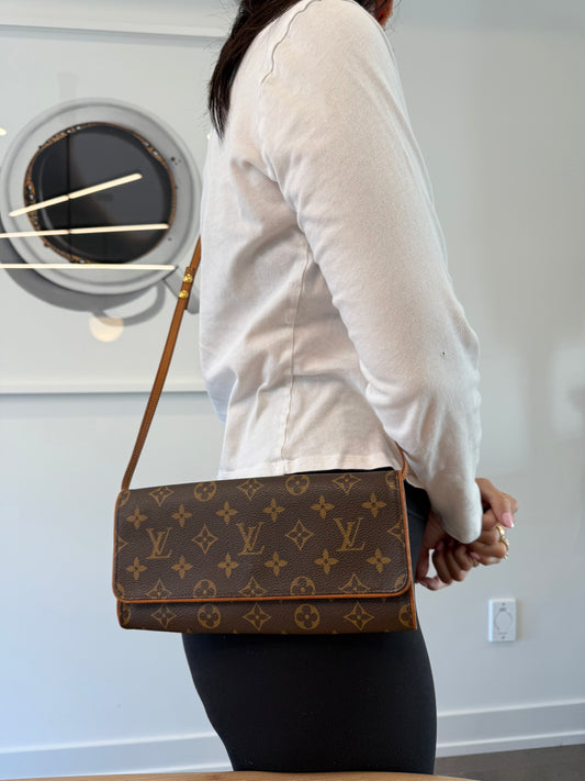 Louis Vuitton Monogram Twin GM Crossbody Clutch with Original Louis Vuitton Strap fits phones makeup keys wallets etc