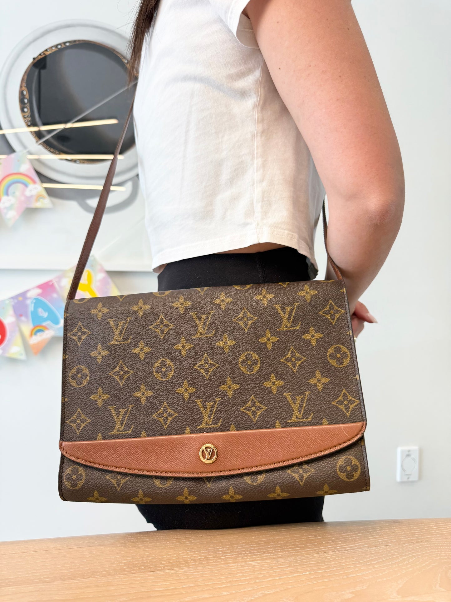 Authentic Louis Vuitton Bordeaux crossbody clutch with original strap! Fits phones wallets keys makeup etc cheap!!