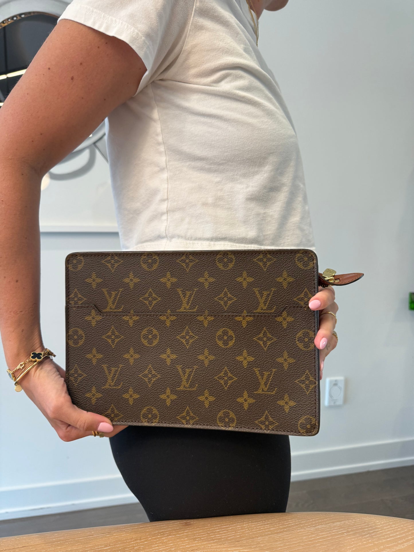 Rare Louis Vuitton monogram homme zipper top clutch with added crossbody strap in gorgeous condition