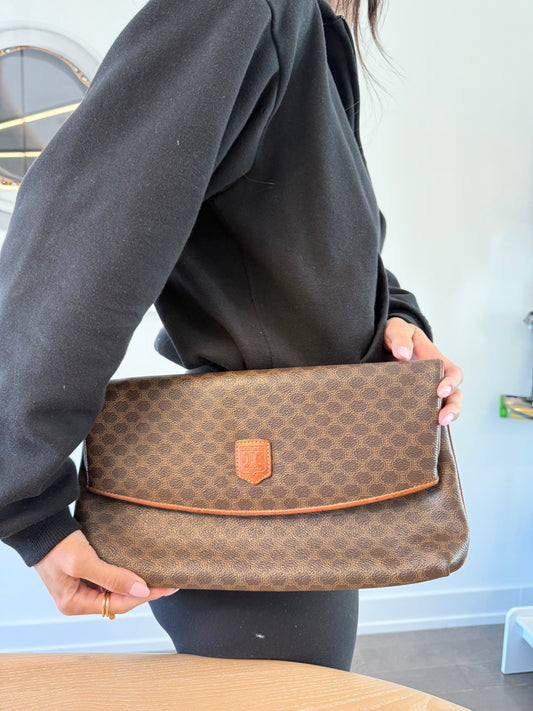 Rare Celine macadam magnetic closure clutch with inside zipper pocket ! Absolutely gorgeous condition