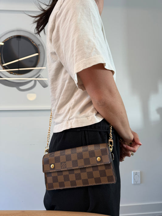 Rare Louis Vuitton damier ebene accordion with added strap fits phones cards cash coins etc