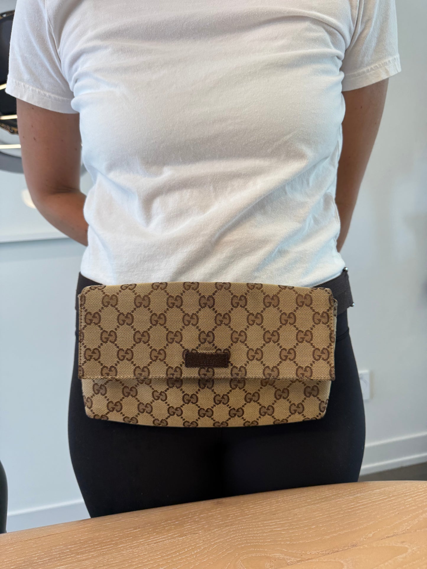 Rare Gucci gg classic unisex adjustable strap crossbody waistbag fits everything