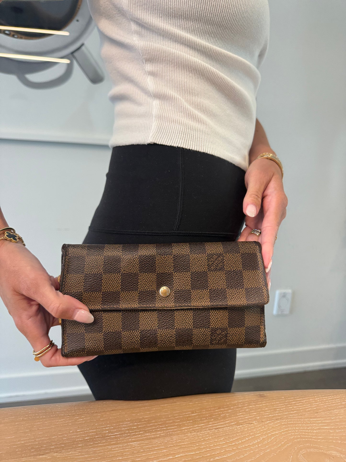Authentic Louis Vuitton Damier Ebene Sarah Trifold cheap durable and tons of space  retail $710