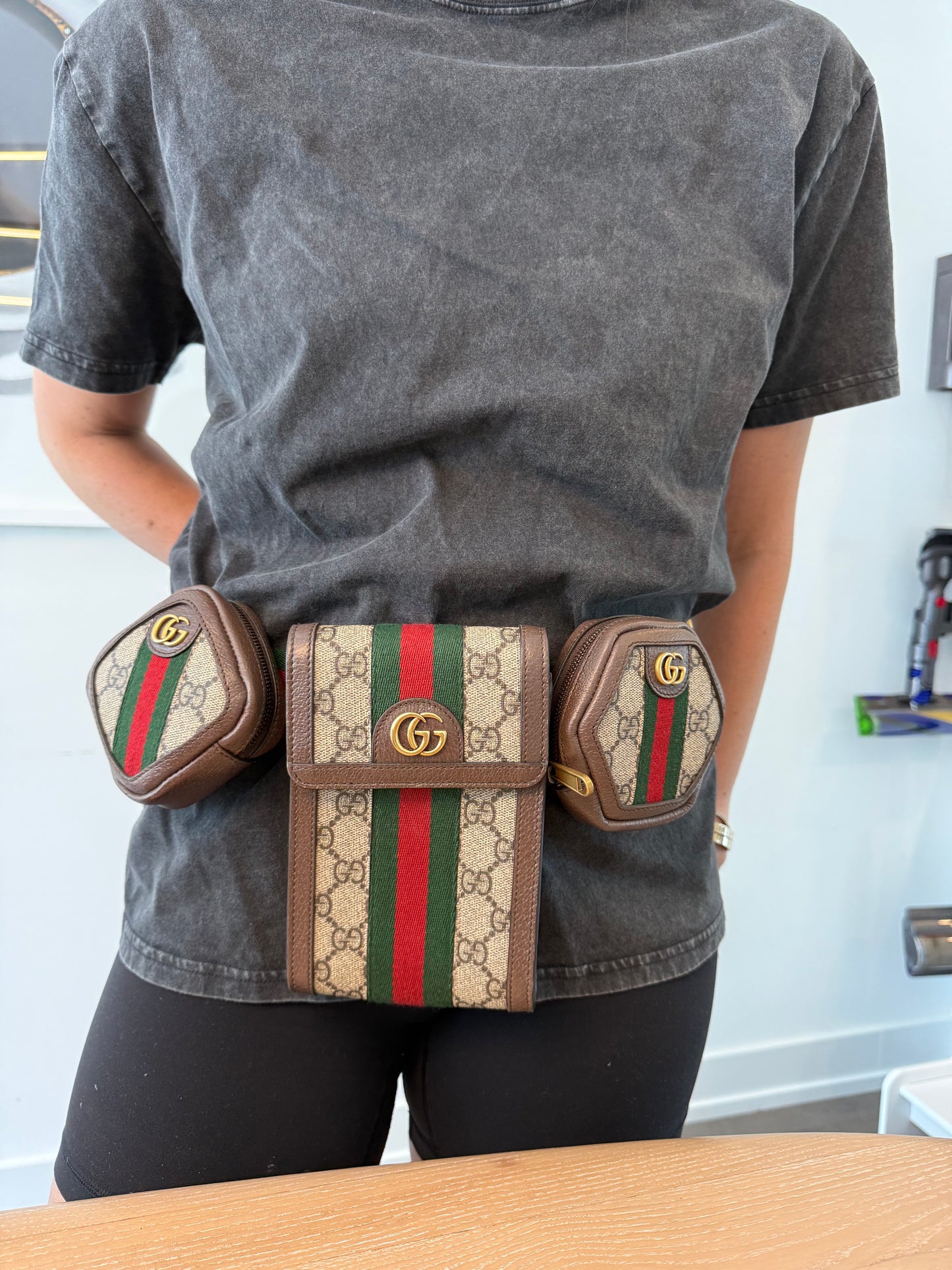 Authentic Gucci Ophidia interchangeable crossbody fannypack 4 piece brand new condition in box set!!!