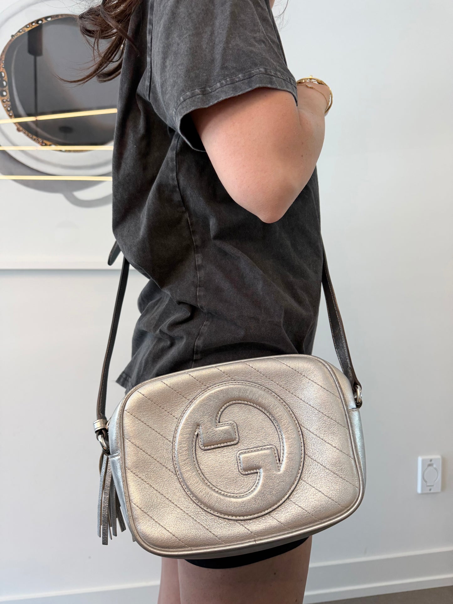 Authentic Gucci Limited Edition SoHo Disco metallic tassle adjustable strap crossbody bag in like new condition absolutely pristine retail $3000