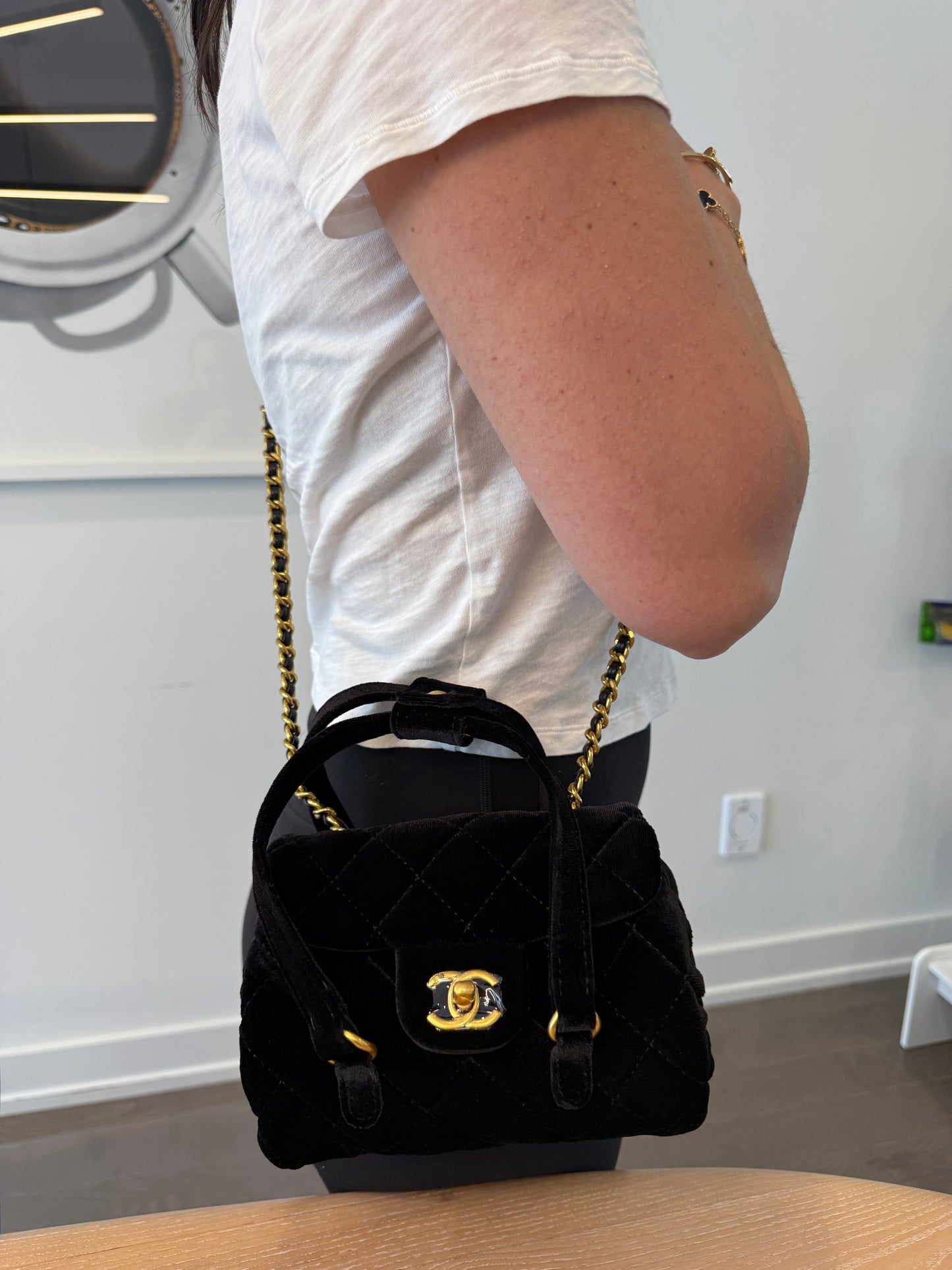 Brand new Chanel makeup vip with stickers on speedy bandolier top handle with original retractable crossbody strap!! Fits phones keys wallets make up etc