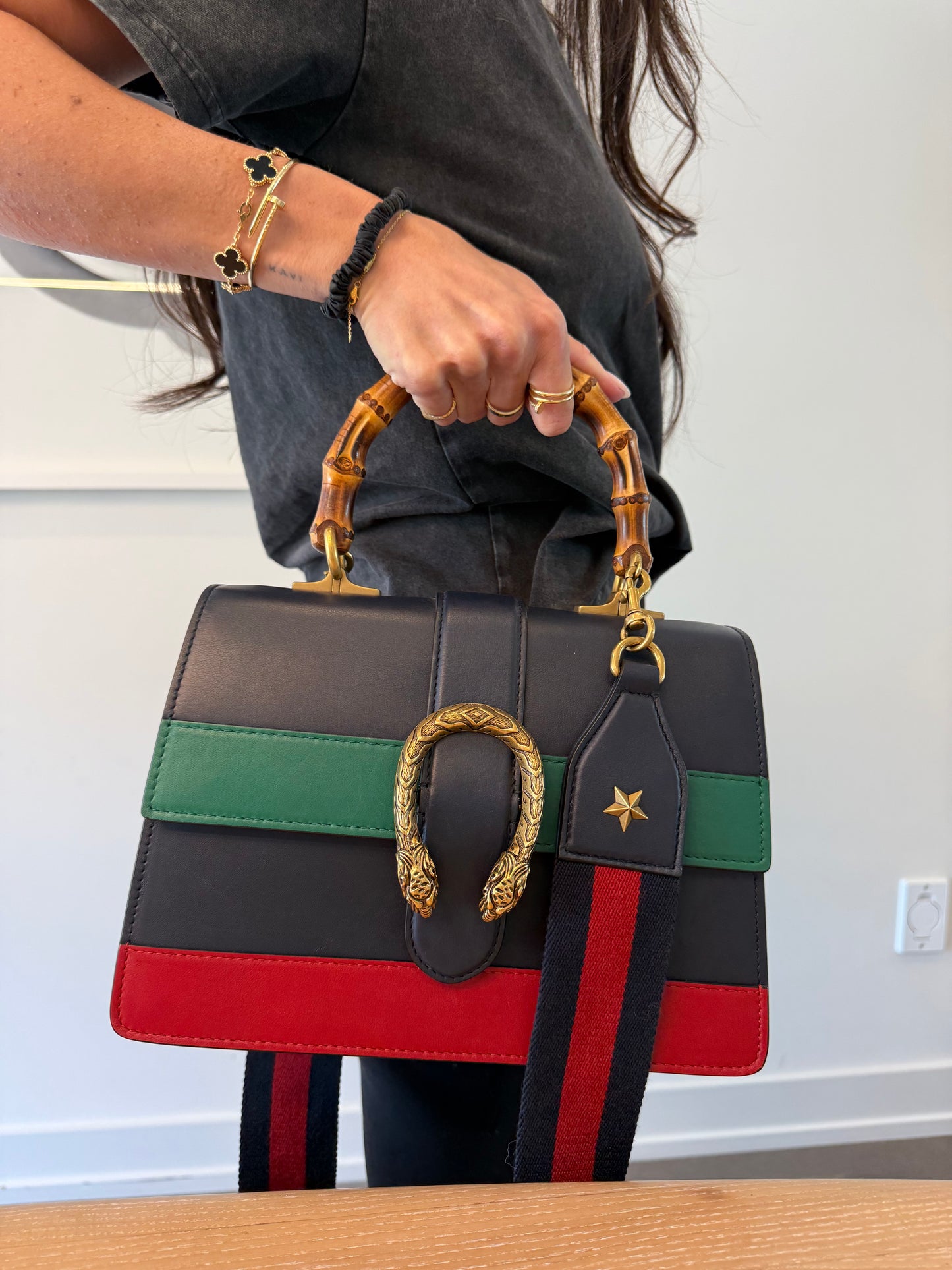 Authentic Gucci Dionysus Large Bamboo Tricolour 2 way in dustbag with adjustable original matching strap ! Client paid $4000