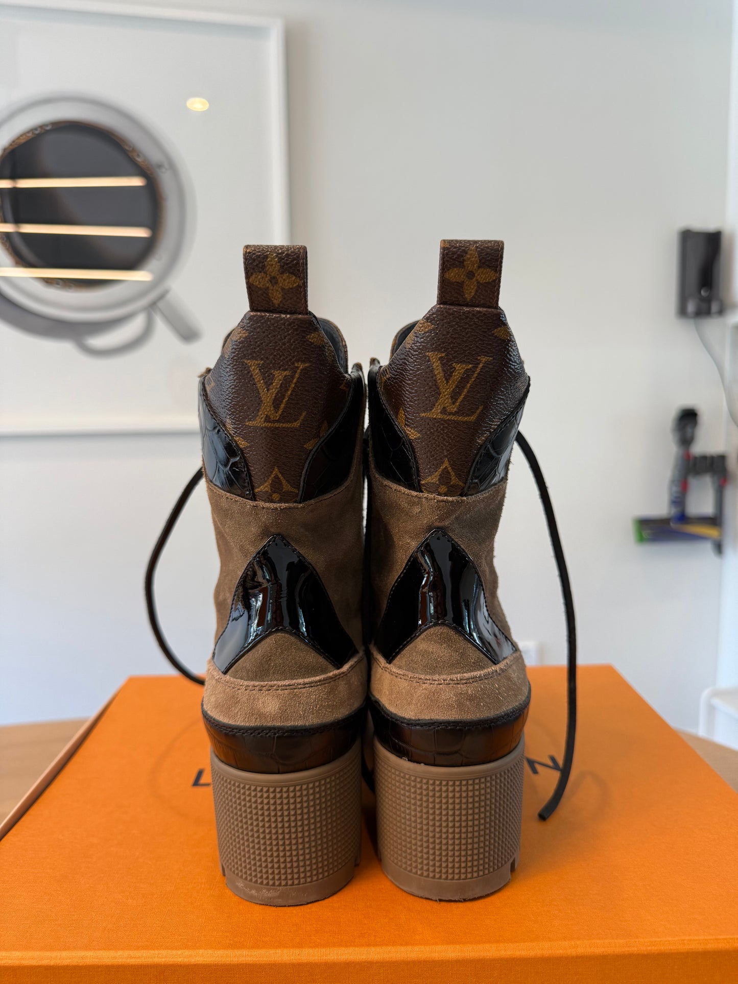 Authentic Louis Vuitton Laureate Platform Desert Boots size 36.5 in dustbag box and paper bag ! Client paid $2180 plus tax worn once ! Brand new condition