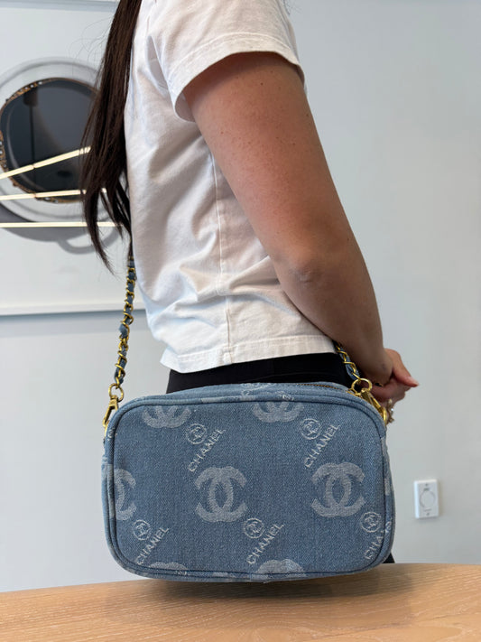 Brand new Chanel denim makeup zipper top crossbody ! Fits phones wallets keys makeup etc