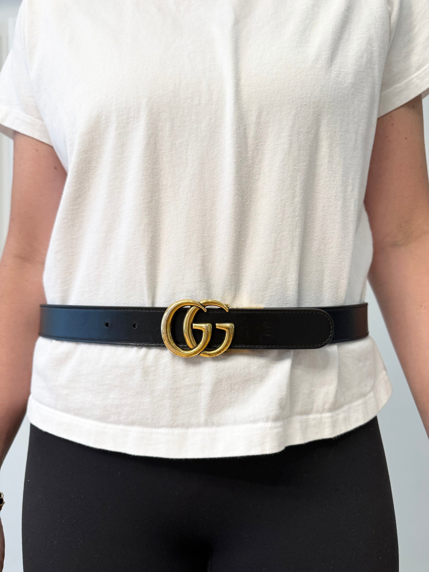 Authentic Gucci Supreme GG Marmont Reversible supreme and black size 80 belt retail $805+tax size 80 fits xxs xs and small!