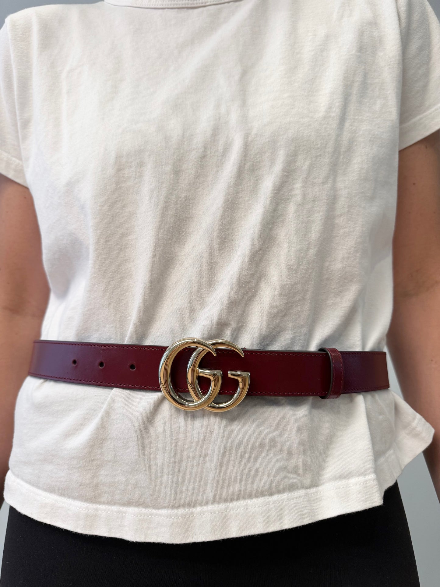 Authentic Gucci Marmont Burgundy/ gold classic belt in brand new condition size 80 fits xxs xs and small! $755 plus tax retail